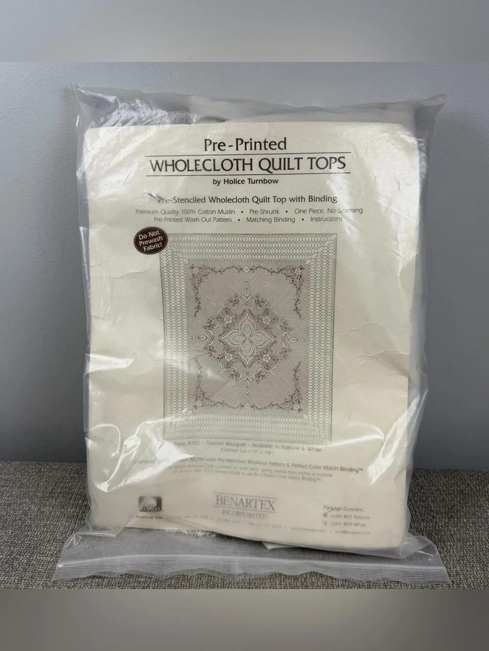Benartex Pre-Printed Wholecloth Quilt Top #782 Garden Bouquet Natural White VTG